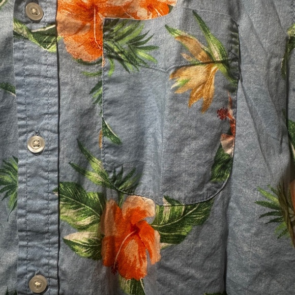 Men's Hawaiian Button Down Shirt Old Navy - Picture 4 of 4